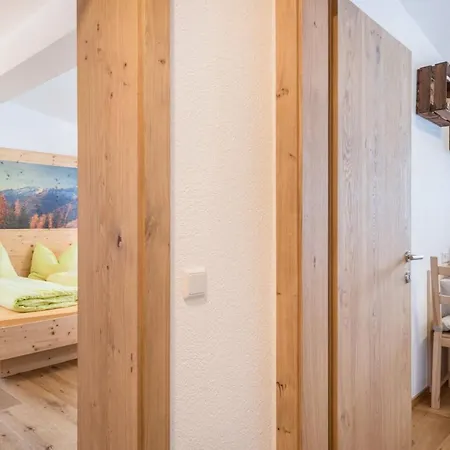 Apartment Mountainfarm Innertrein Joechl Cadipietra